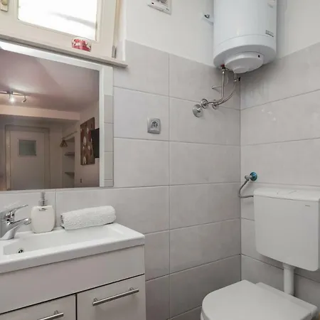 Apartment In Center